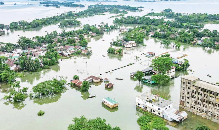 ভারি বৃষ্টিপাতে বাড়ছে নদীর পানি ৩ জেলায় বন্যার পূর্বাভাস, সতর্কবাতা